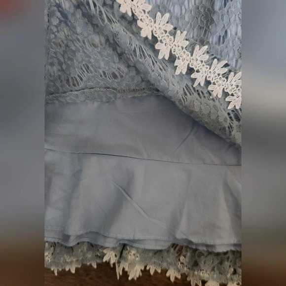 Cloud Season Paris Lace Dress - Picture 9 of 10